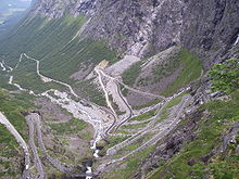 220px-Trollstigen_Norway_2006